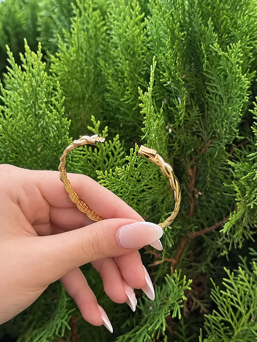Altın Çift Burgu Model Kelepçe (1)