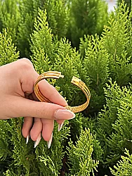 Altın Üç Çizgili Ajda Model Kelepçe - 2